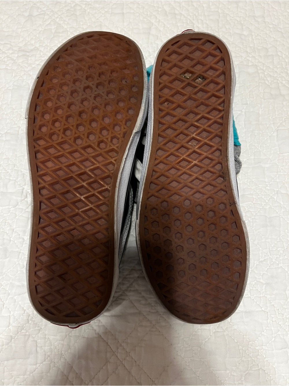 Vans Old Skool Sneakers, Two Pairs, Ladies size 7 - Picture 9 of 11